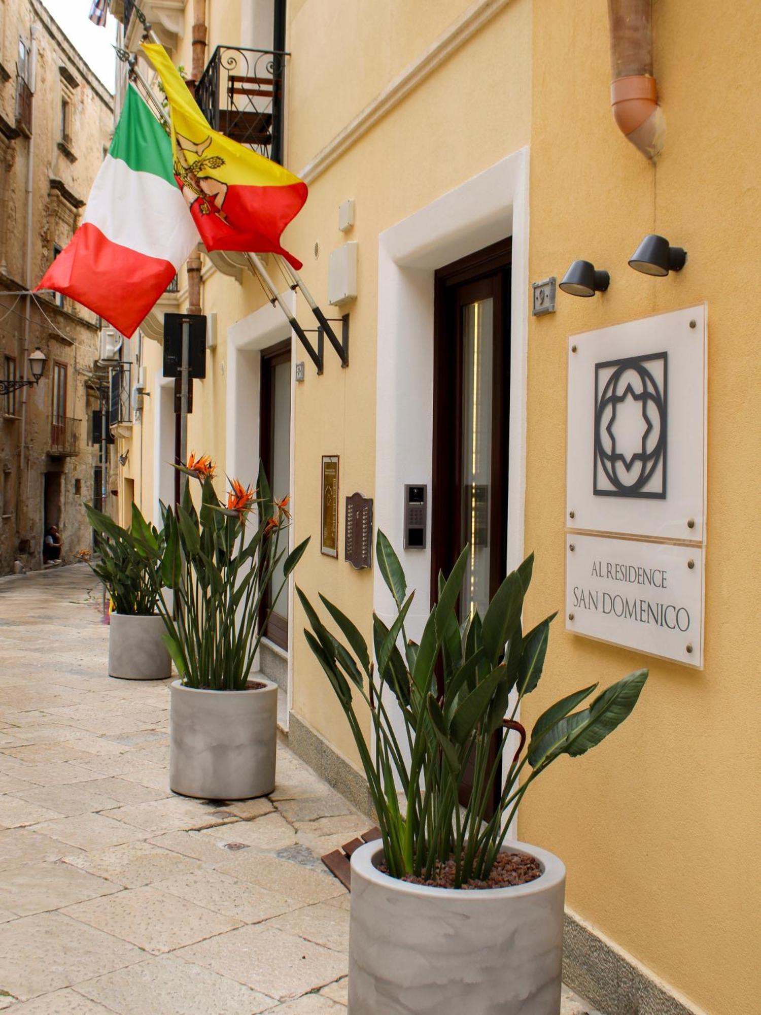 Hotel San Domenico By Badia Nuova 4*